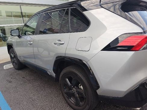 Used 2021 Toyota RAV4 XSE image 10