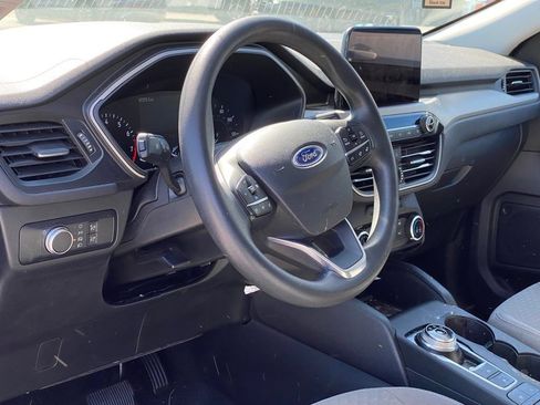 Used 2021 Ford Escape SE FWD image 6