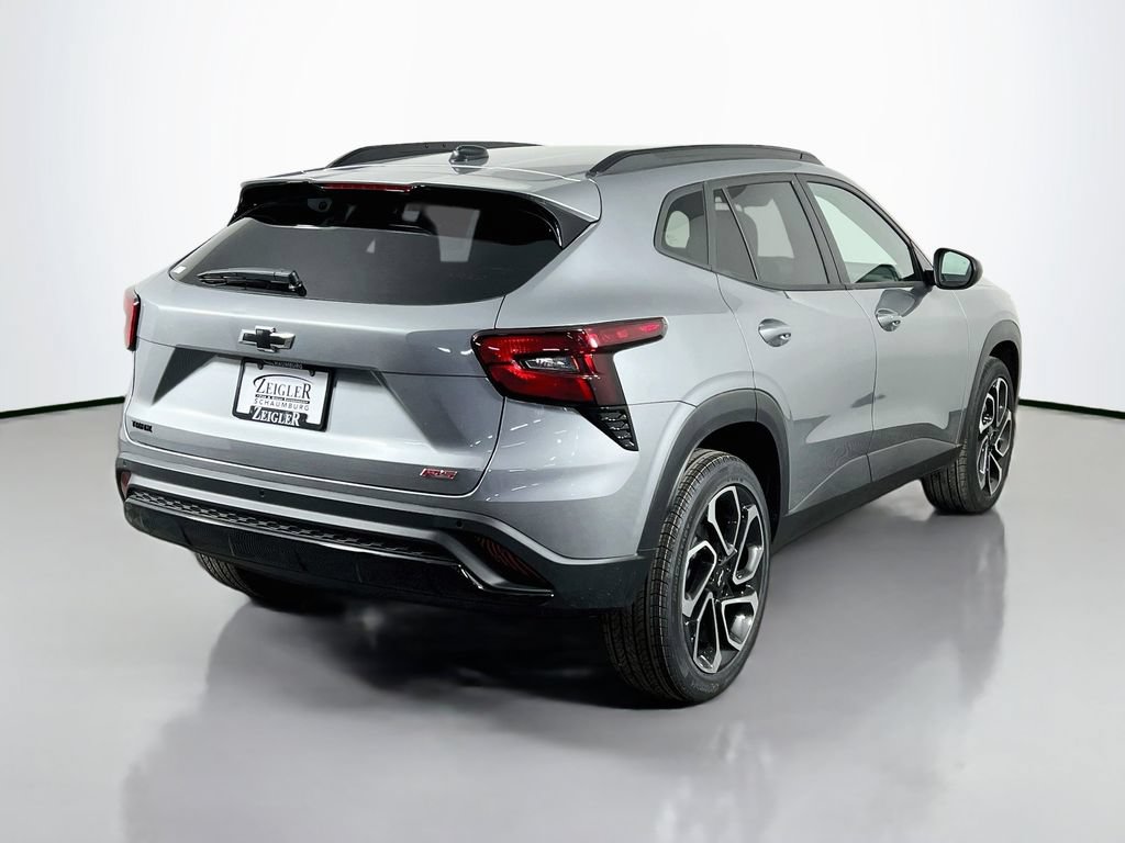 New 2026 Chevrolet Trax RS w/ Driver Confidence Package FWD image 5
