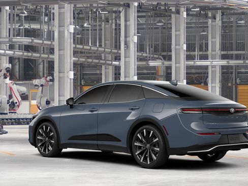 New 2026 Toyota Crown Platinum image 6