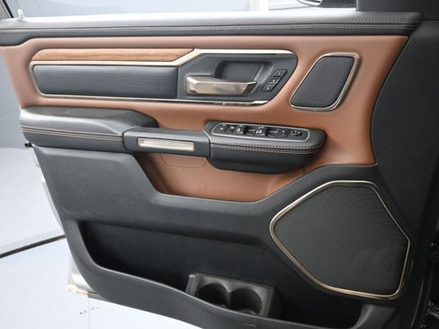 Used 2020 RAM 1500 Limited image 16