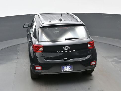 Certified 2025 Hyundai Venue SEL image 36