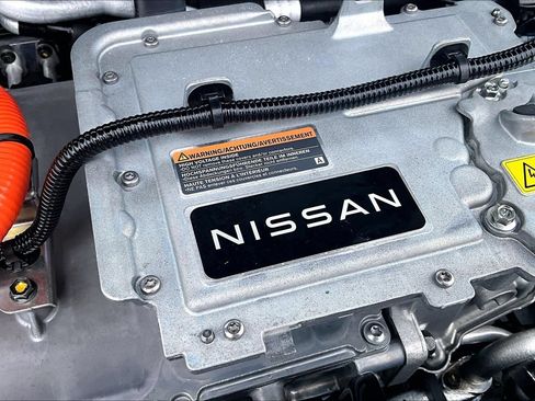 Used 2023 Nissan Ariya FWD image 30