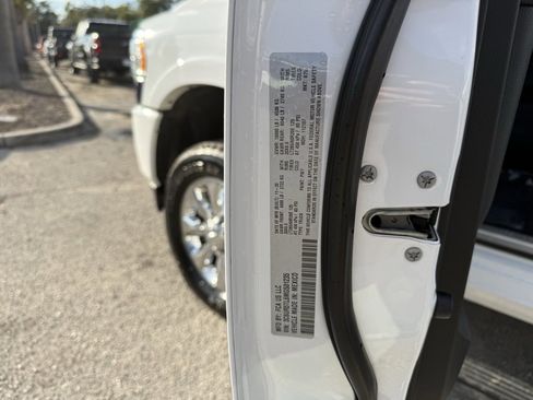 Used 2021 RAM 2500 Limited image 18