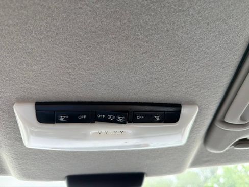Used 2021 Nissan Kicks SV FWD image 20