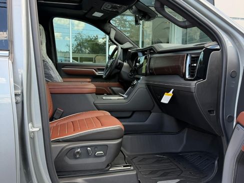 New 2026 GMC Sierra 2500 Denali Ultimate AWD/4WD image 36