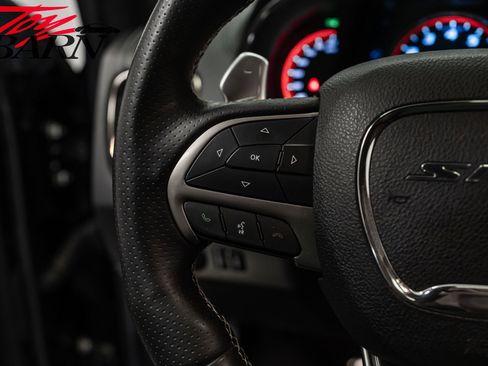 Used 2018 Dodge Durango SRT w/ SRT Interior Appearance Group image 33