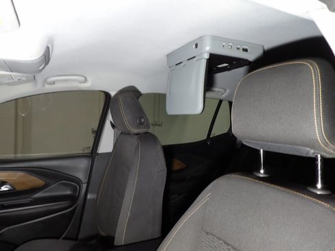 Used 2020 GMC Terrain SLE w/ Driver Convenience Package image 12