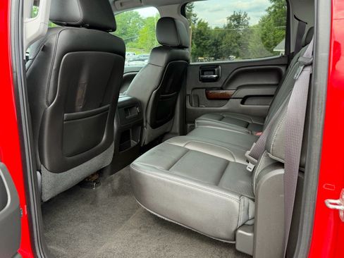 Used 2014 GMC Sierra 1500 SLT w/ SLT Preferred Package AWD/4WD image 21