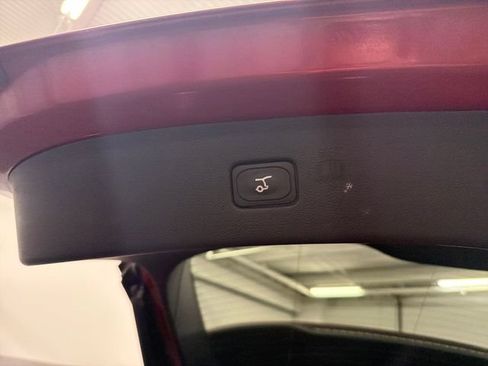 Used 2024 Ford Edge ST-Line AWD/4WD image 11