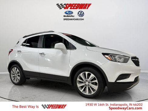 Used 2020 Buick Encore Preferred FWD image 1