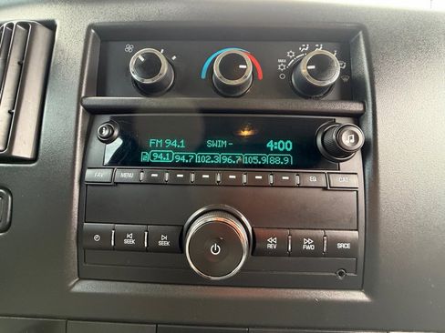 Used 2019 Chevrolet Express 2500 w/ Driver Convenience Package image 17