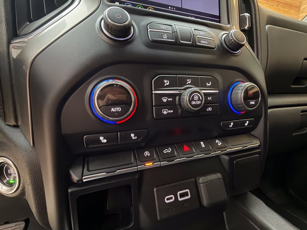 Used 2019 Chevrolet Silverado 1500 RST w/ All-Star Edition AWD/4WD image 29