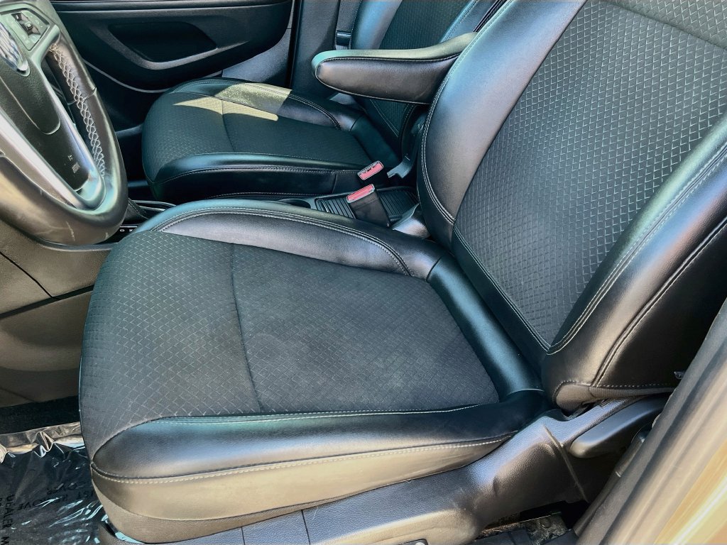 Used 2019 Buick Encore Preferred w/ Safety Package AWD/4WD image 18