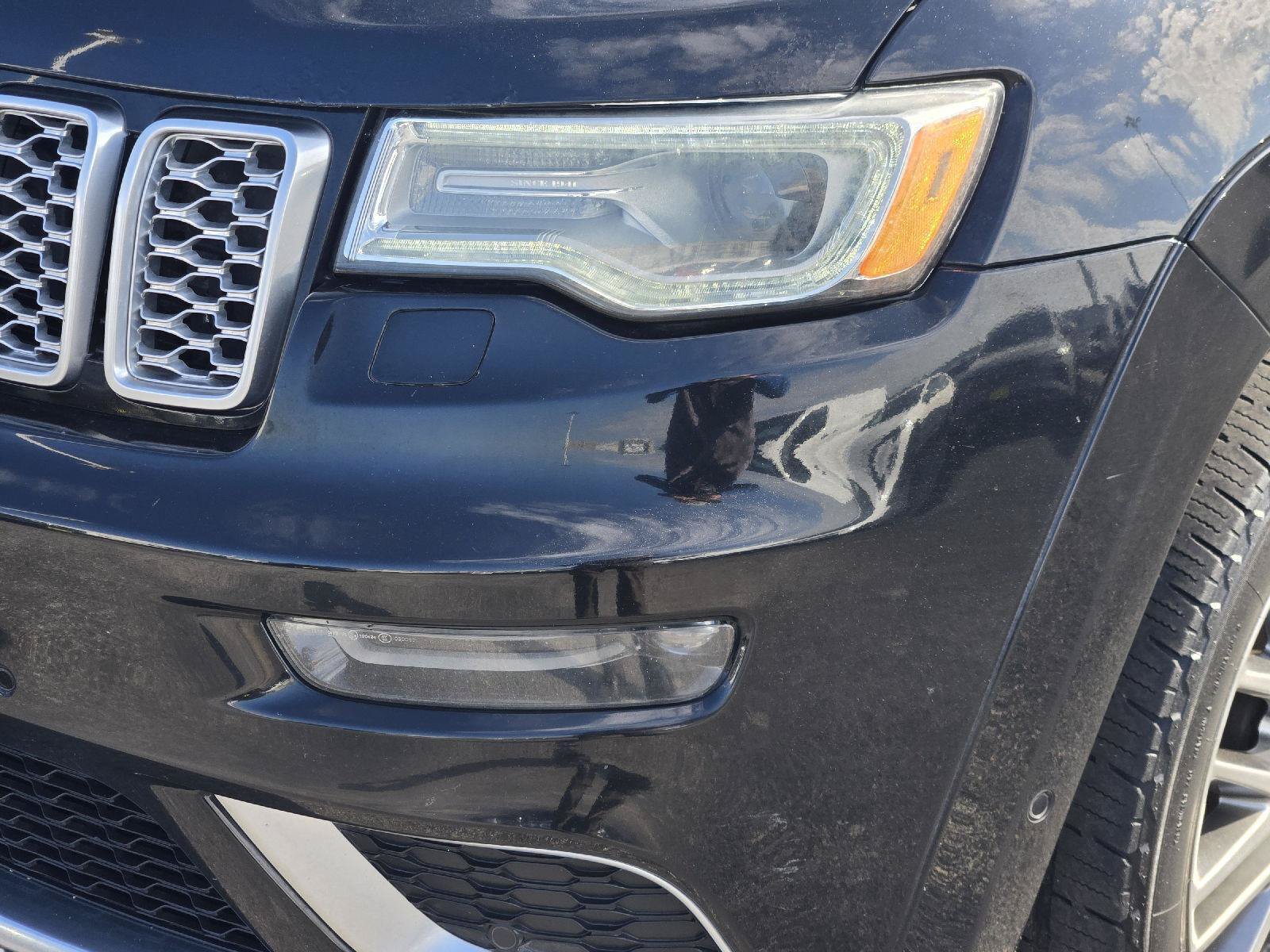 Used 2017 Jeep Grand Cherokee Summit AWD/4WD image 10