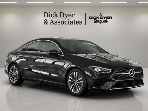 Used 2025 Mercedes-Benz CLA 250 image 37