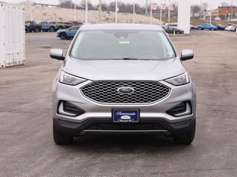Certified 2024 Ford Edge SEL image 4
