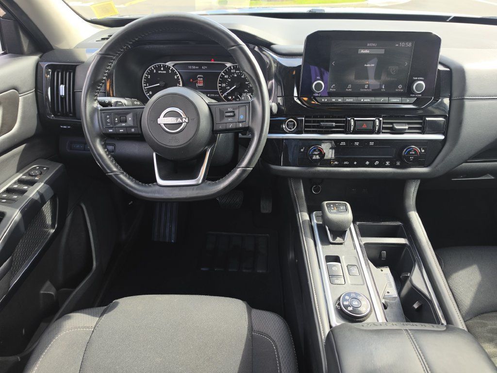 Certified 2024 Nissan Pathfinder SV AWD/4WD image 14