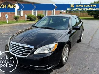 Used 2013 Chrysler 200 LX image 1
