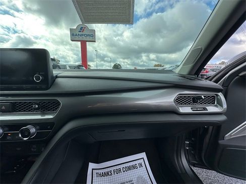 Used 2023 Acura Integra Base image 16