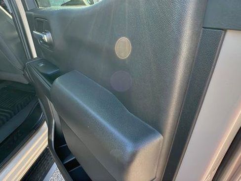 Used 2022 Chevrolet Silverado 1500 Custom Trail Boss image 18