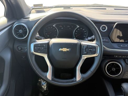 Used 2022 Chevrolet Blazer LT AWD/4WD image 13