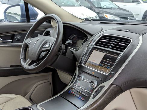 Used 2018 Lincoln MKX Reserve w/ Lincoln MKX Climate Package AWD/4WD image 10