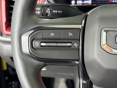 New 2025 GMC Canyon AT4 w/ AT4X Package image 23