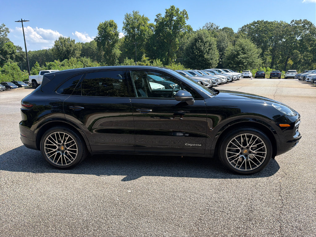 Used 2022 Porsche Cayenne Platinum Edition w/ Premium Package Plus AWD/4WD image 8