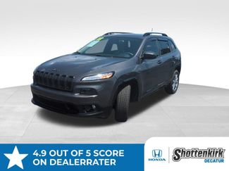 Used 2018 Jeep Cherokee Latitude image 1