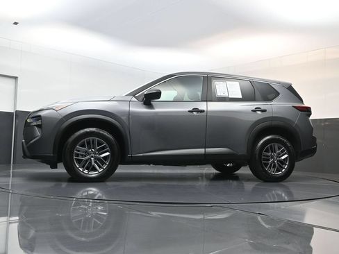 Used 2024 Nissan Rogue S AWD/4WD image 26