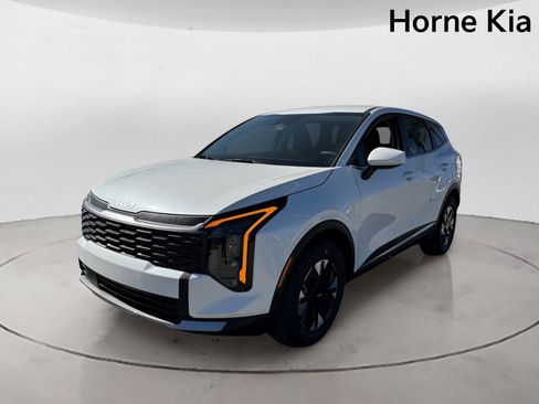 New 2026 Kia Sportage LX FWD image 7