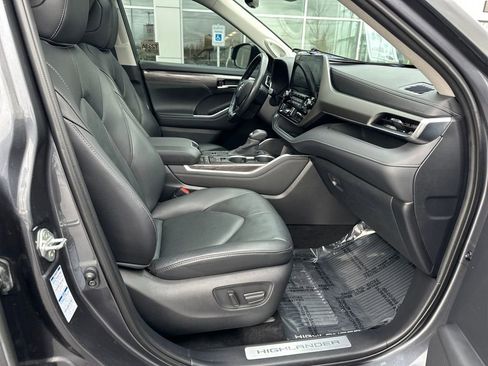 Certified 2020 Toyota Highlander Limited image 18