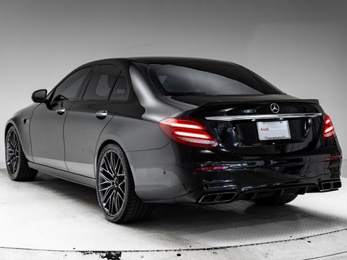 Used 2019 Mercedes-Benz E 63 AMG S image 3