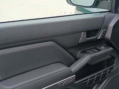 New 2026 Toyota 4Runner TRD Off-Road Premium AWD/4WD image 9