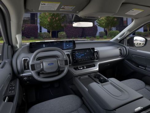 New 2026 Ford Expedition Active AWD/4WD image 32