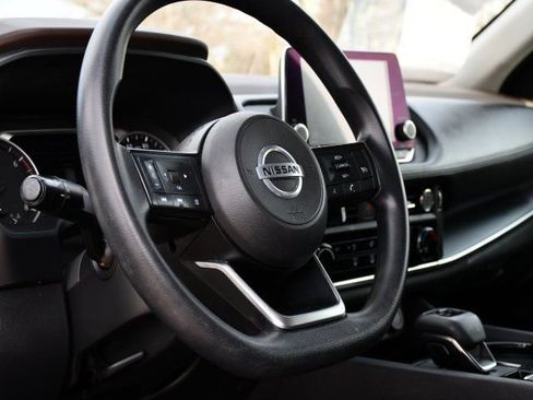 Used 2021 Nissan Rogue S AWD/4WD image 7