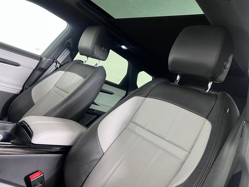 Used 2022 Land Rover Range Rover Evoque R-Dynamic S AWD/4WD image 5