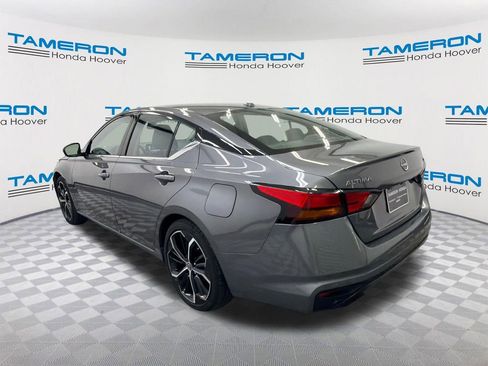 Used 2025 Nissan Altima 2.5 SR FWD image 3