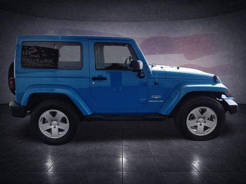 Used 2011 Jeep Wrangler Sahara w/ Trailer Tow Group AWD/4WD image 6