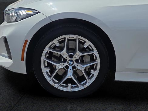 Used 2025 BMW 330i Sedan RWD image 19