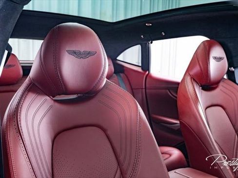 Used 2021 Aston Martin DBX AWD/4WD image 47