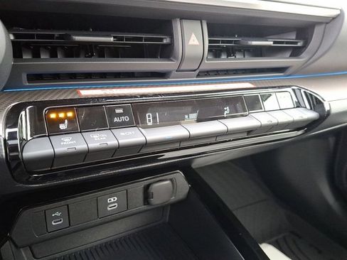 New 2026 Toyota Prius XLE image 14