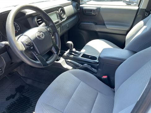 Used 2019 Toyota Tacoma SR w/ SR Convenience Package RWD image 9