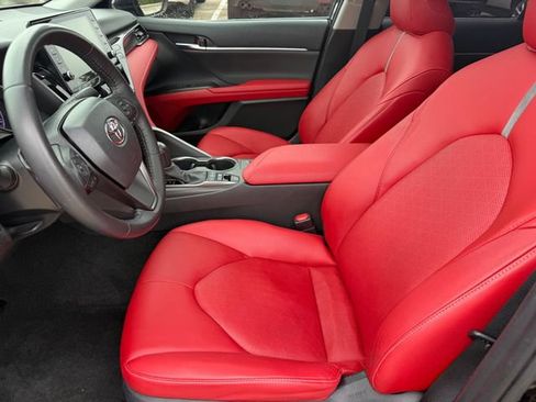 Used 2022 Toyota Camry XSE w/ Cold Weather Package FWD image 9