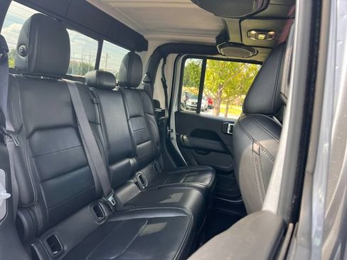 Used 2020 Jeep Gladiator Overland AWD/4WD image 33