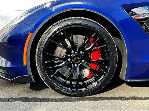 Used 2016 Chevrolet Corvette Z06 w/ 2LZ Preferred Equipment Group image 14