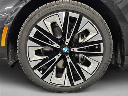 New 2026 BMW i5 eDrive40 w/ Executive Package image 16