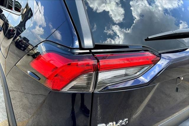 Certified 2024 Toyota RAV4 XLE AWD/4WD image 29