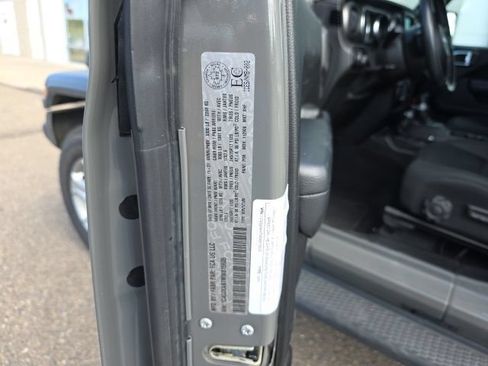 Used 2021 Jeep Wrangler Sport AWD/4WD image 16